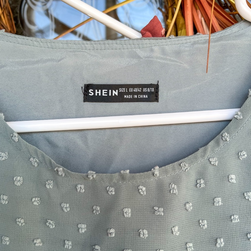 Two Shein Tops - Picture 4 of 7